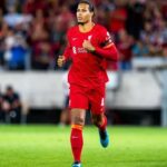 Van Deyk Diogo Jota üçün bir dəqiqəlik sükutu pozan